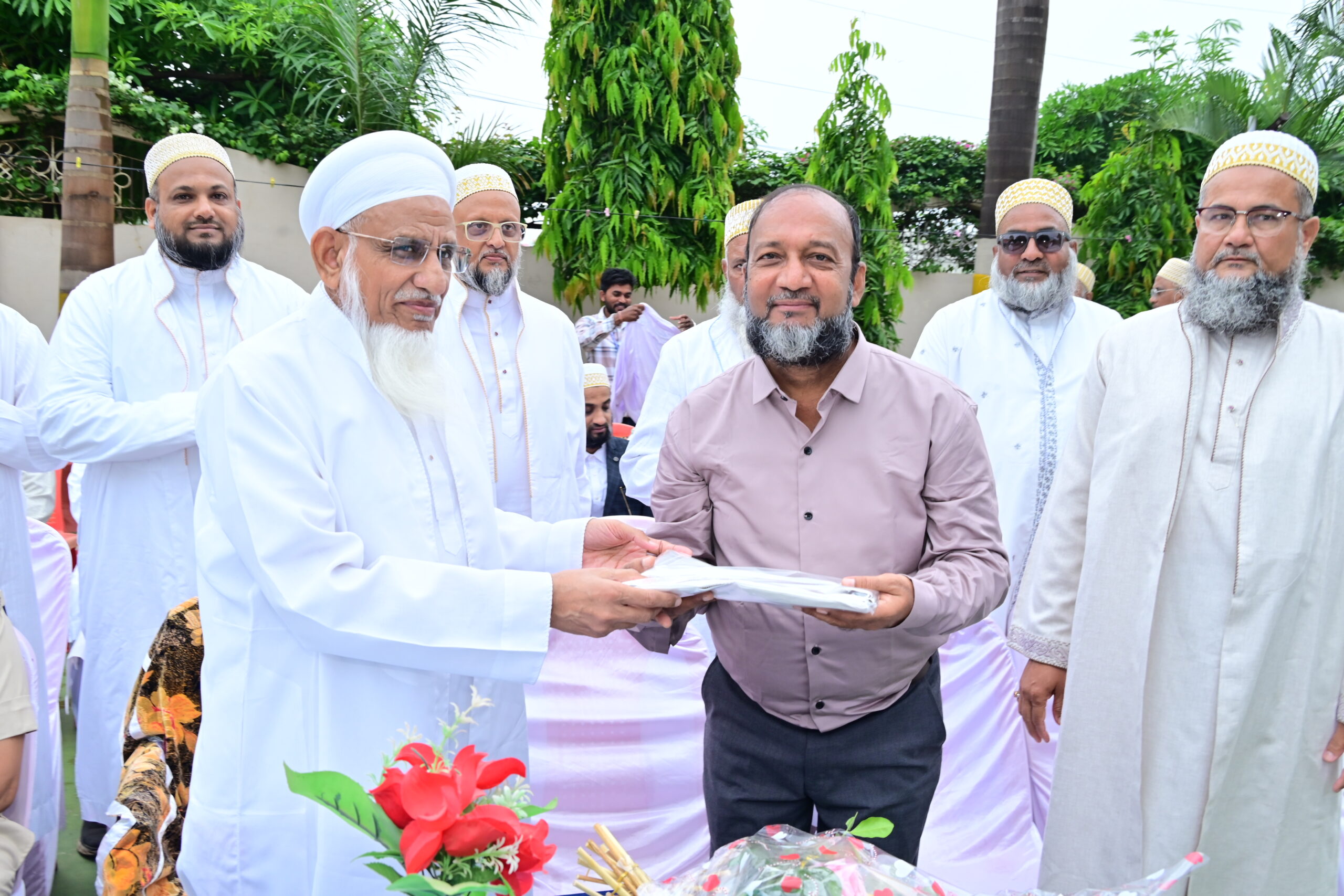 Honouring Chief Guests